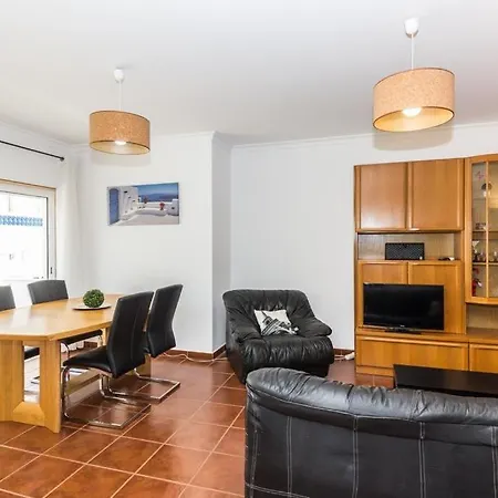 Apartamento T2 Com Piscina